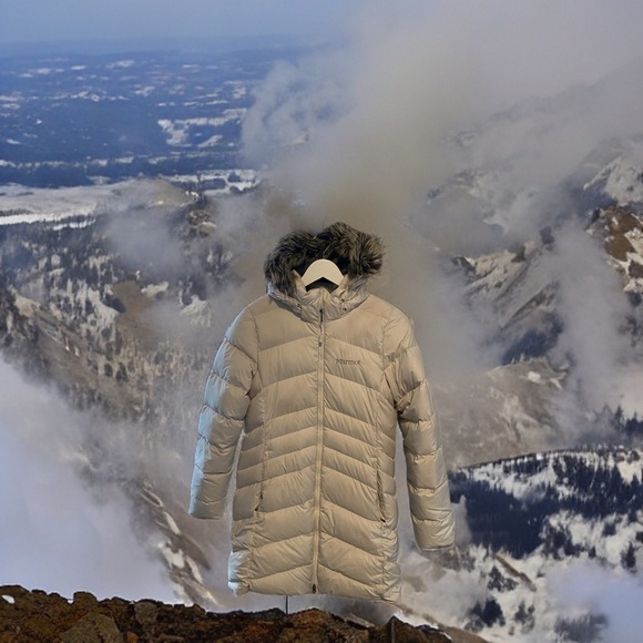 Marmot Winter Down Jacket (M) - Picture 2 of 5